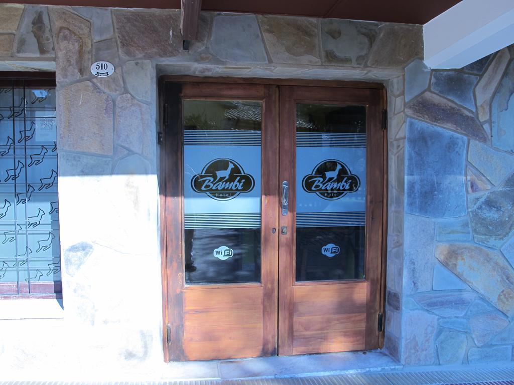 Bambi Hotel La Falda Bilik gambar