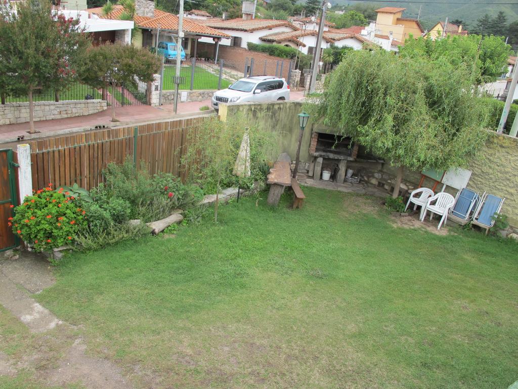 Bambi Hotel La Falda Luaran gambar