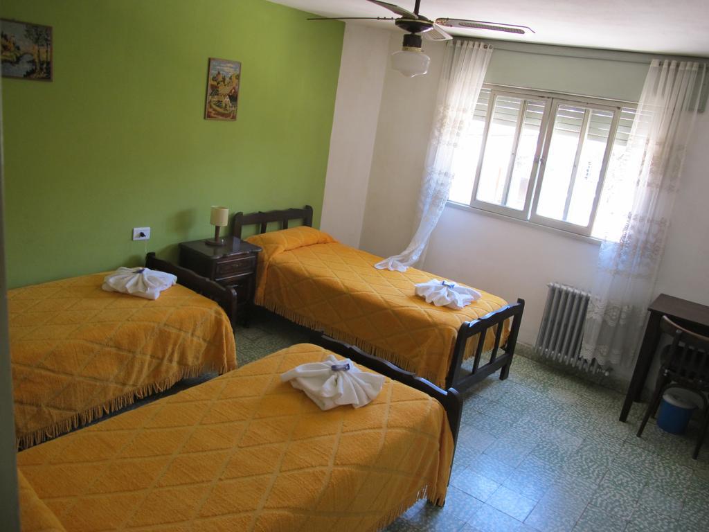Bambi Hotel La Falda Luaran gambar