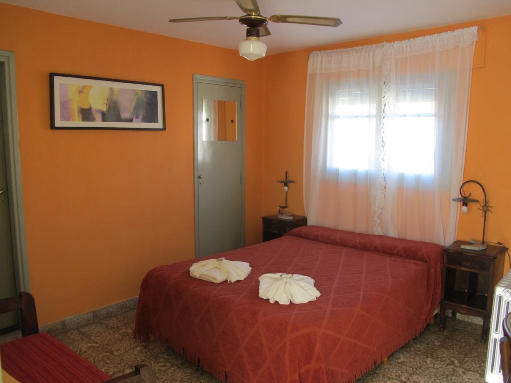 Bambi Hotel La Falda Luaran gambar